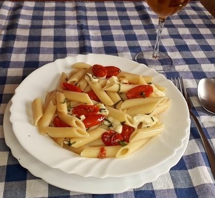foto pasta con tomates asados