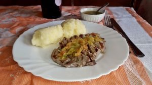 foto de salsa de pimiento para carnes